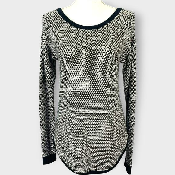 Splendid Crocheted Sweater Scoop Neck Long Sleeve Silk Blend Check Size Small - Picture 1 of 8